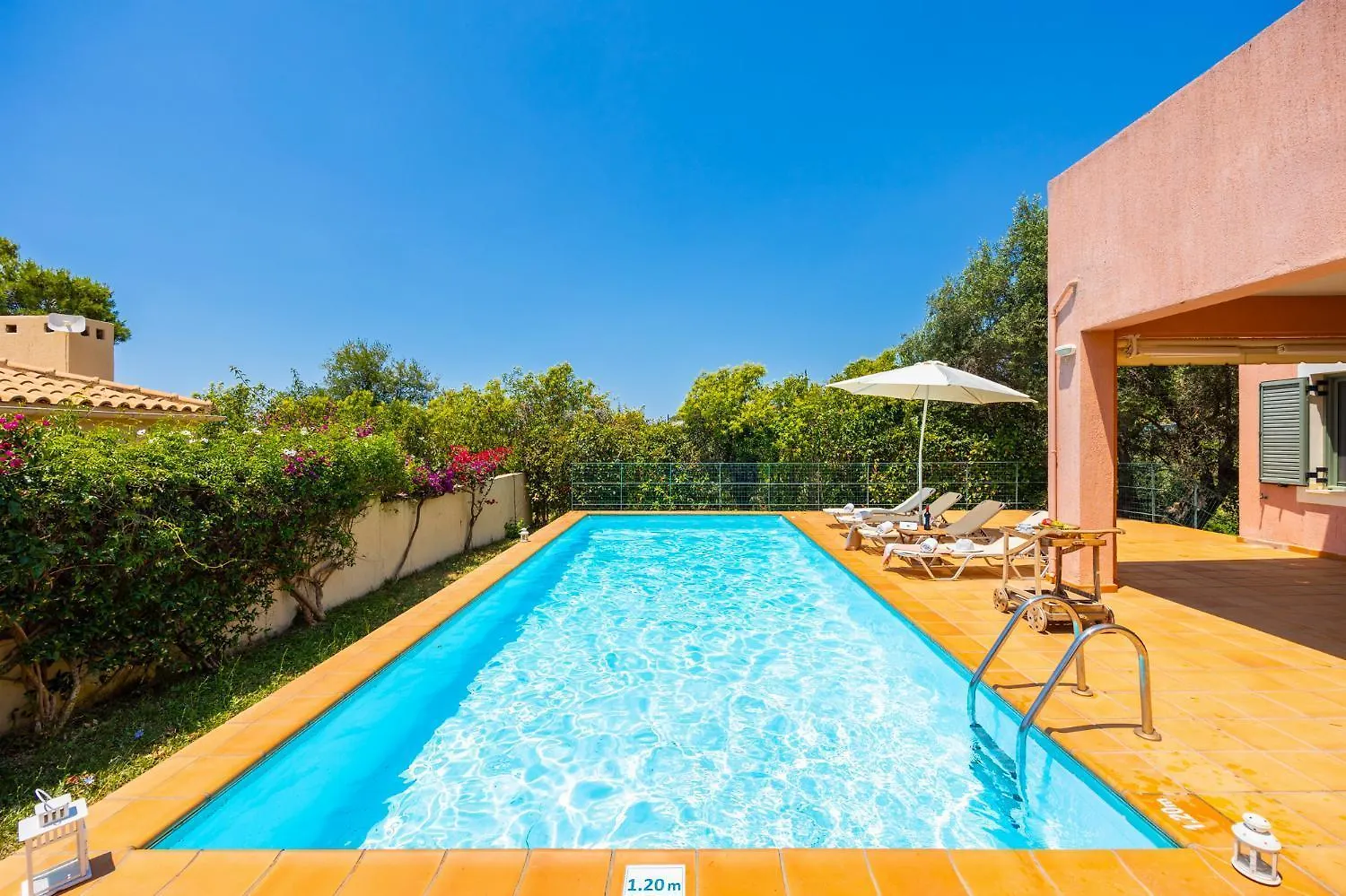 Villa Ionian Rose 트라페자키
